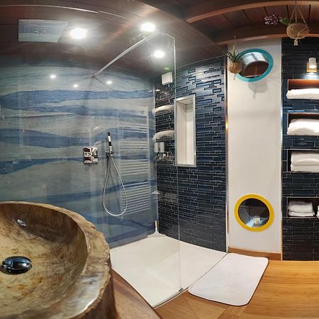 La Kaz Rhumantique Sauna And Spa Privatif La Rivière-Saint-Sauveur المظهر الخارجي الصورة