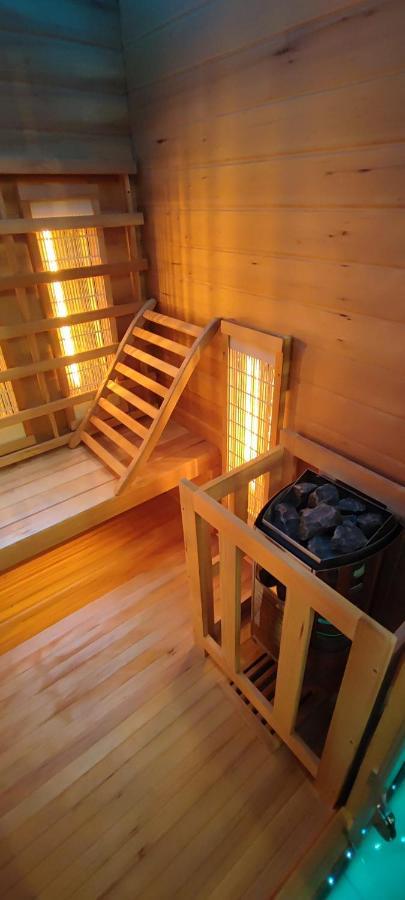 La Kaz Rhumantique Sauna And Spa Privatif La Rivière-Saint-Sauveur المظهر الخارجي الصورة