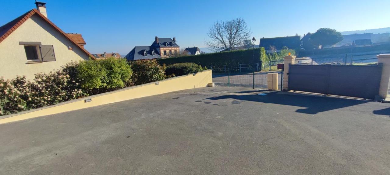 La Kaz Rhumantique Sauna And Spa Privatif La Rivière-Saint-Sauveur المظهر الخارجي الصورة